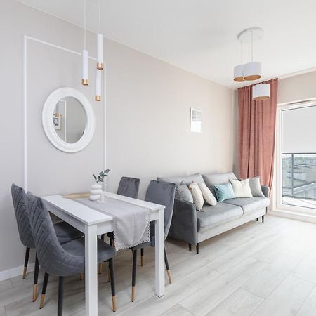 Superapart Przy Forcie 12 Варшава Экстерьер фото