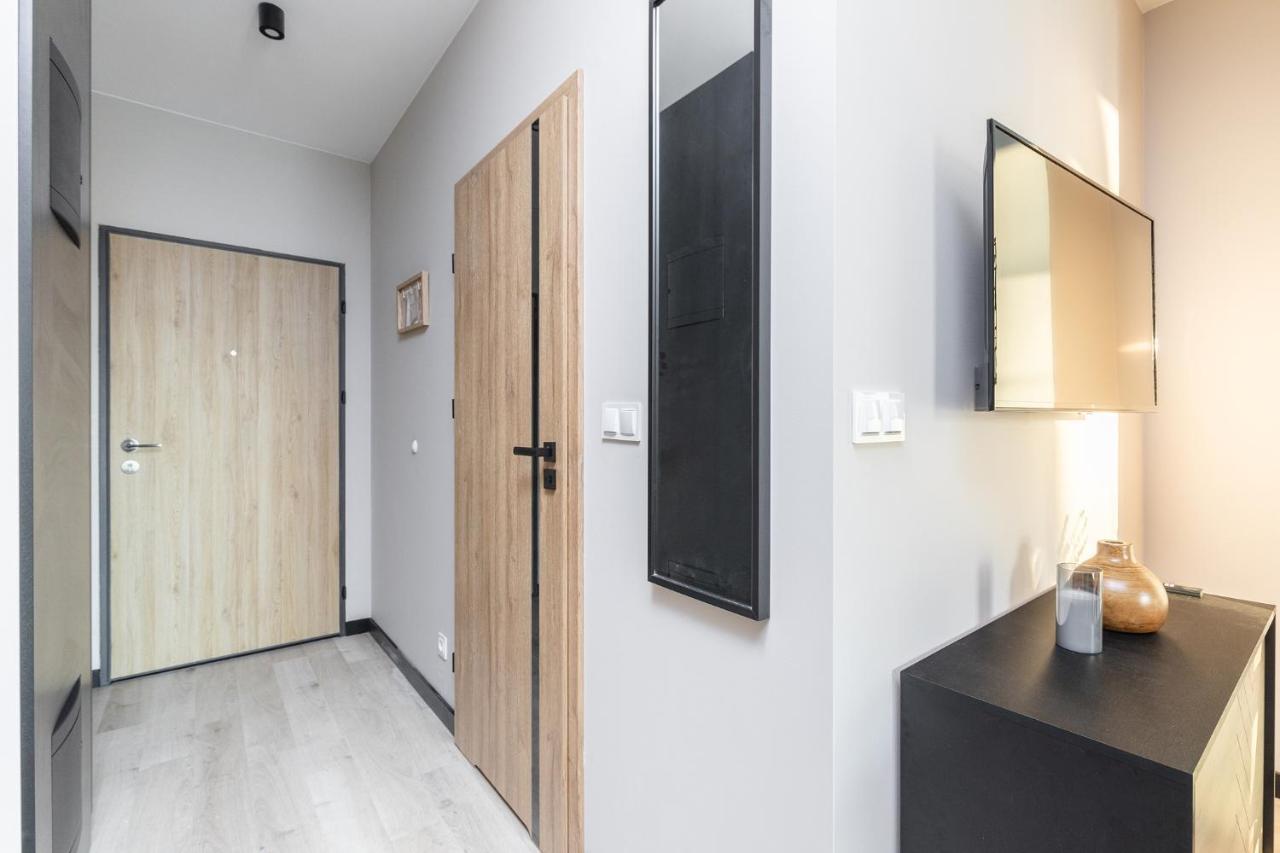Superapart Przy Forcie 12 Варшава Экстерьер фото